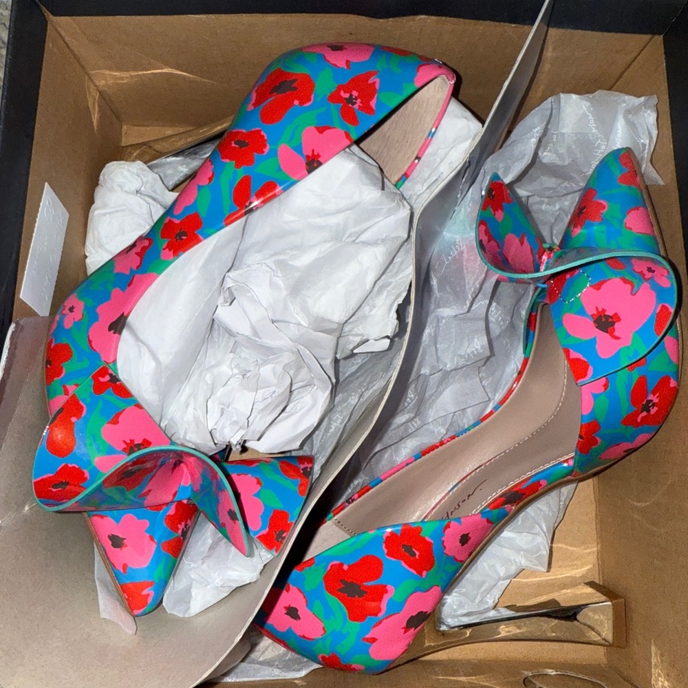 BETSY JOHNSON NOBBLE-P BLUE MULTI PUMP SIZE: 7.5 - Picture 2 of 9